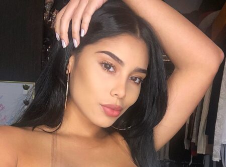 Mia Francis (Fashion Model) Net Worth, Age, Height, Career, Bio/Wiki 2025