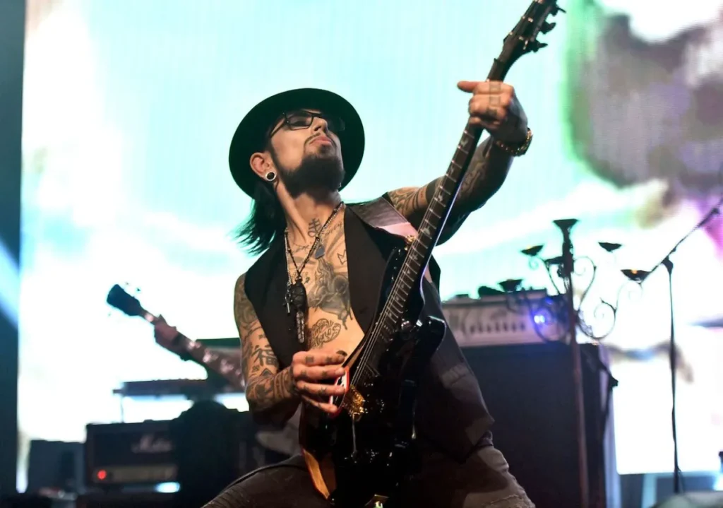 Dave Navarro Height, Weight, Age, Net Worth, Career, And More