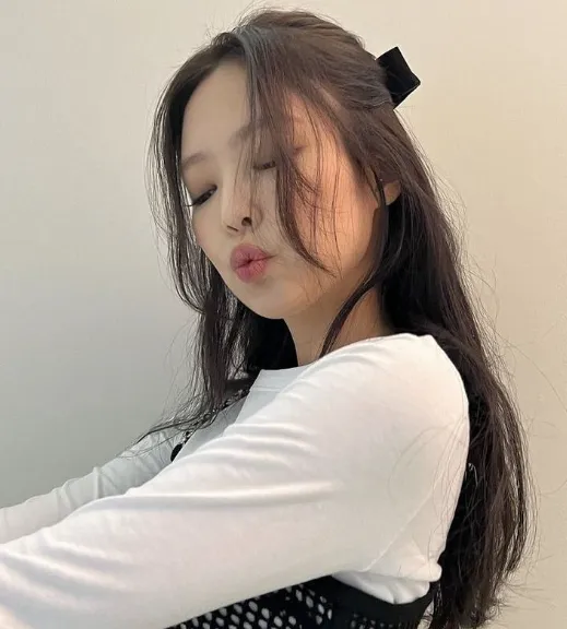 Jennie Kim Height, Weight, Age, Net Worth, Career, And More