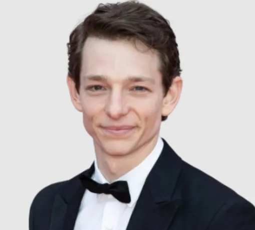 Mike Faist Height, Weight, Age, Net Worth, Career, And More