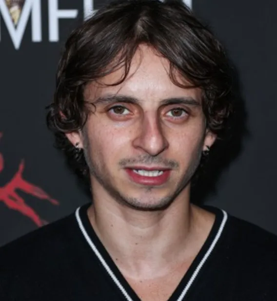 Moisés Arias Height, Weight, Age, Net Worth, Career, And More