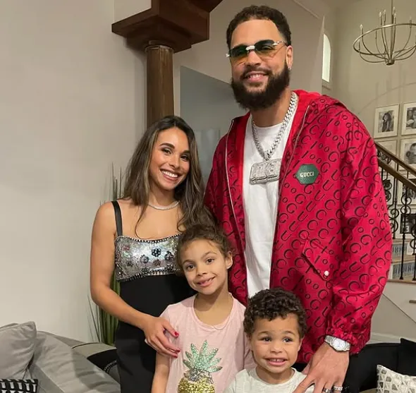 Mike Evans' Wife, Age, Height, Weight, Net Worth, Career, And More