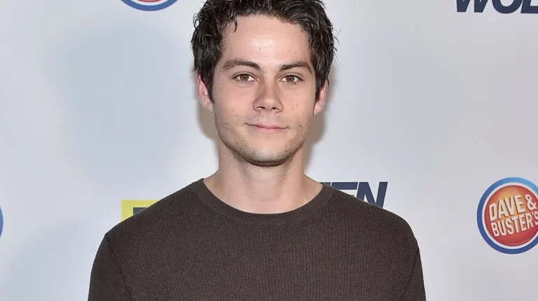 Dylan O’Brien’s Wife, Age, Height, Weight, Net Worth, Career, And Full Bio Dylan O'Brien's Wife, Age, Height, Weight, Net Worth, Career, And Full Bio