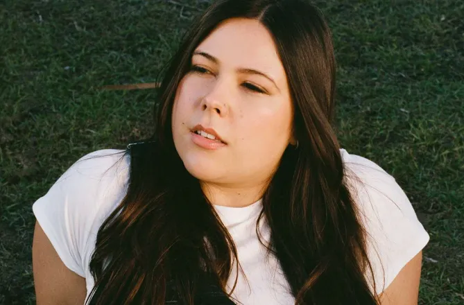 Gigi Perez Age, Height, Weight, Net Worth, Career, And More