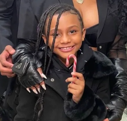 Lil Kim's Daughter's Age, Height, Weight, Net Worth, Career, And More