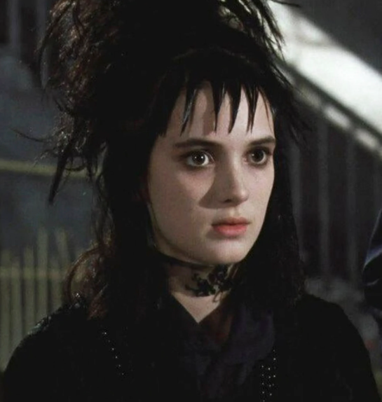 Winona Ryder Beetlejuice Age: Unveiling Her Youthful Role - Bio Scops