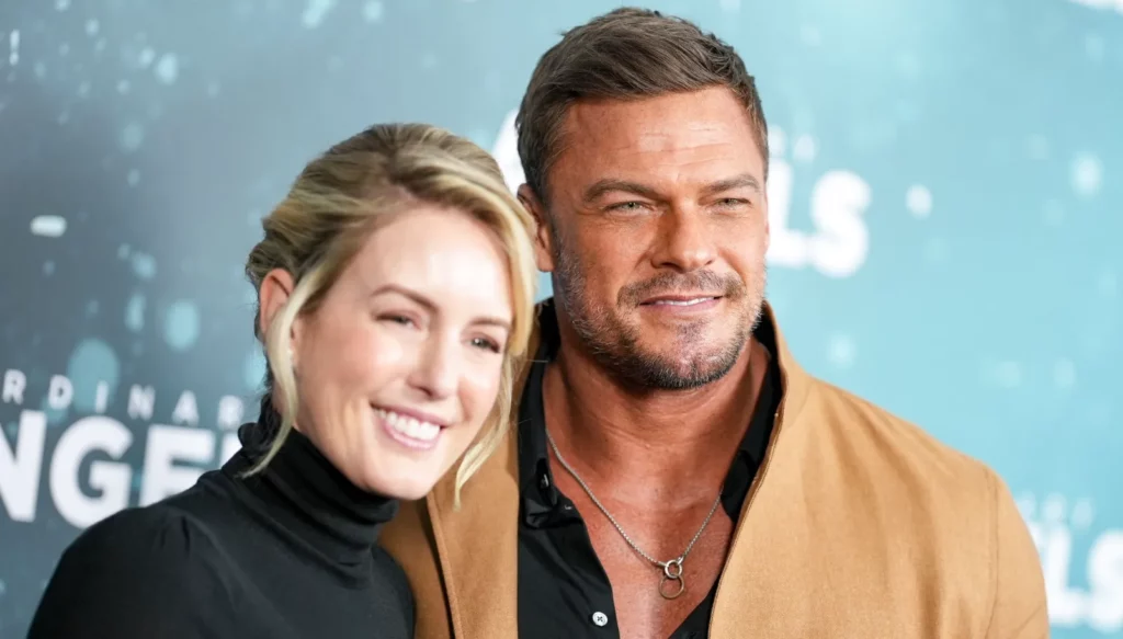 Alan Ritchson's Wife, Age, Height, Weight, Net Worth, Career And Full Bio