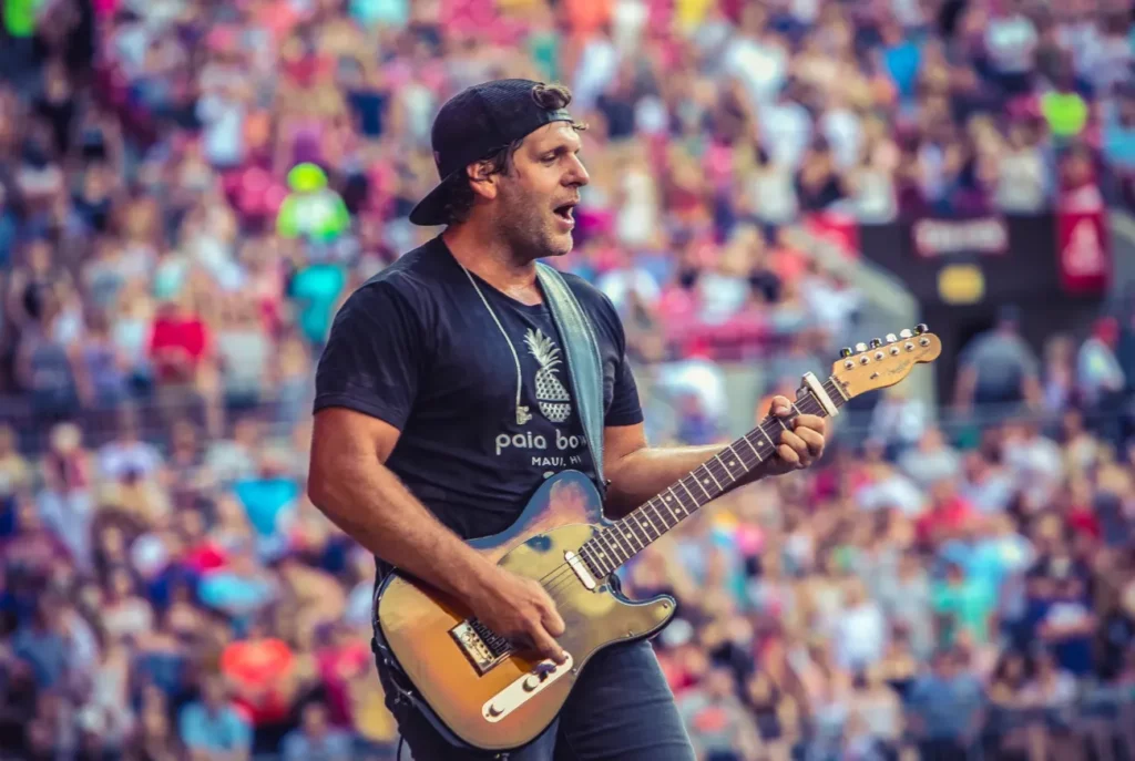 Billy Currington Wife, Age, Height, Weight, Net Worth, Career, And Full Bio