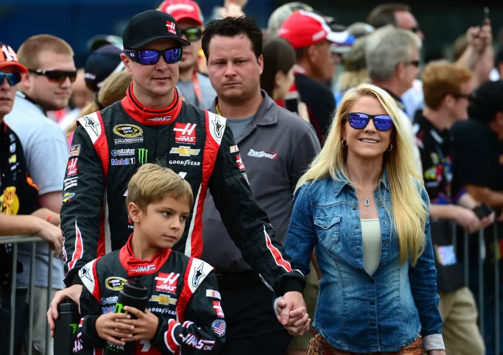 Kurt Busch Wife, Age, Height, Weight, Net Worth, Career, And Full Bio