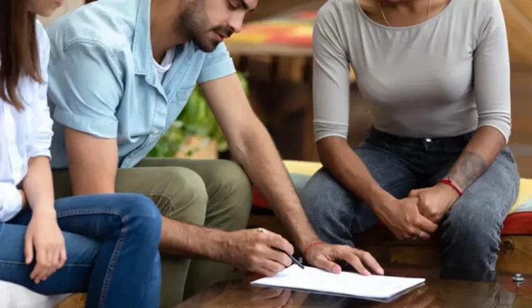 Benefits of Refinancing a Government-Backed Loan Benefits of Refinancing a Government-Backed Loan