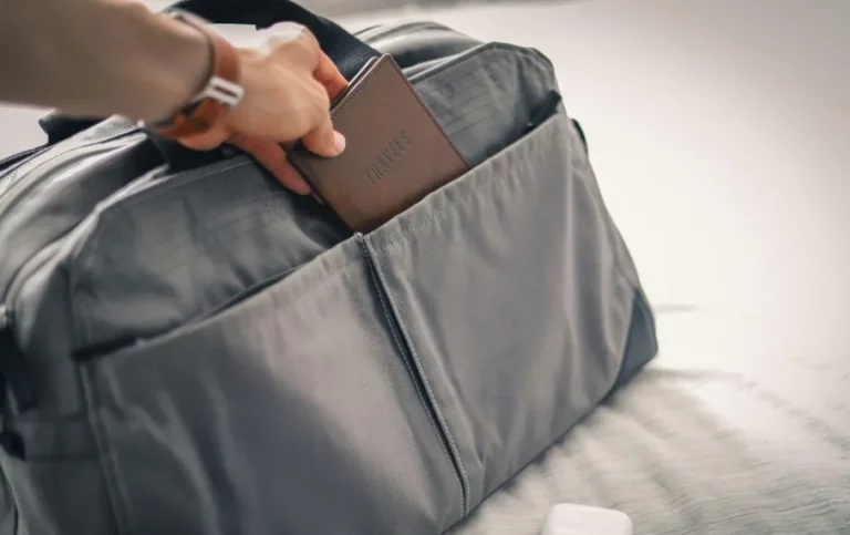 The Art of Packing Light Without Feeling Deprived