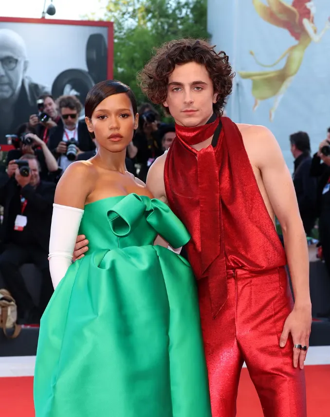 Timothée Chalamet Height A Simple and Detailed Look at the Star’s Life and Growth