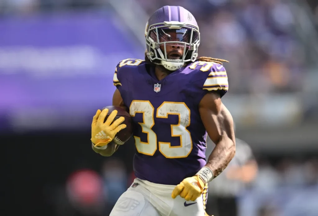 Aaron Jones Age A Complete Biography, Career, Net Worth, Lifestyle, and More