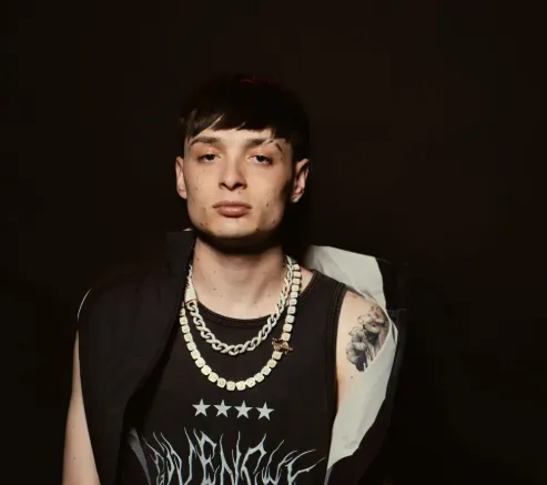 Peso Pluma Age, Biography, Net Worth, Career, Lifestyle & More (2025) Peso Pluma Age, Biography, Net Worth, Career, Lifestyle & More (2025)