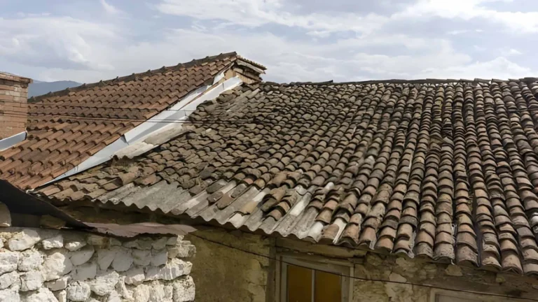 When Does a Roof Actually Need Repair? A Homeowner’s Guide to Reading the Warning Signs When Does a Roof Actually Need Repair? A Homeowner's Guide to Reading the Warning Signs